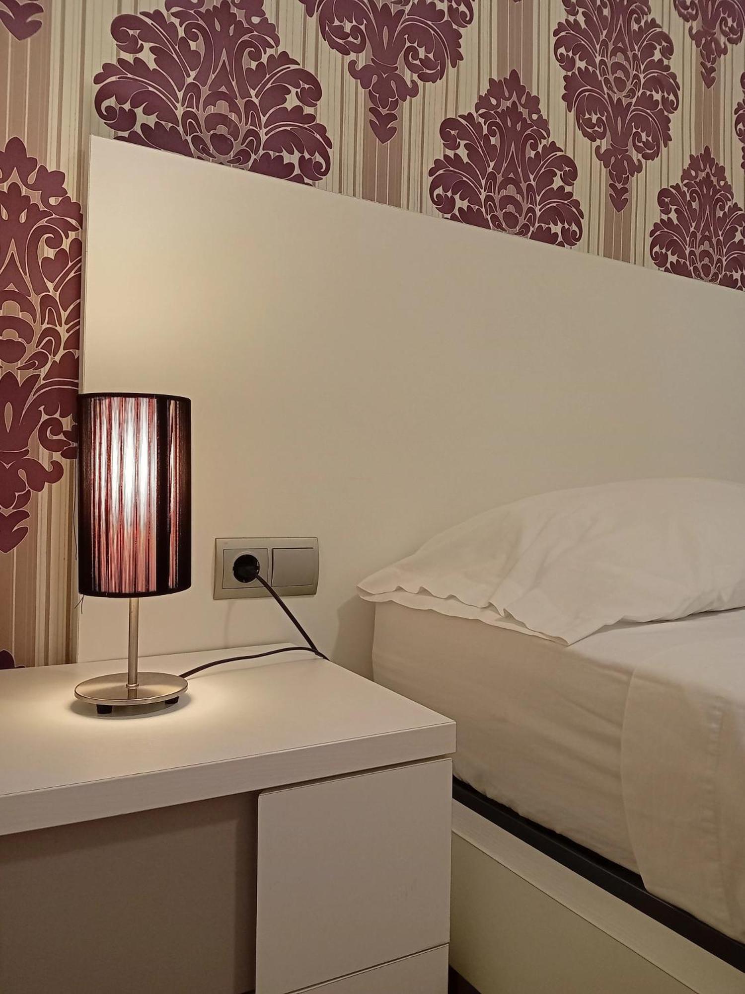 Amplio Apartamento Centro De Alicante Eksteriør bilde